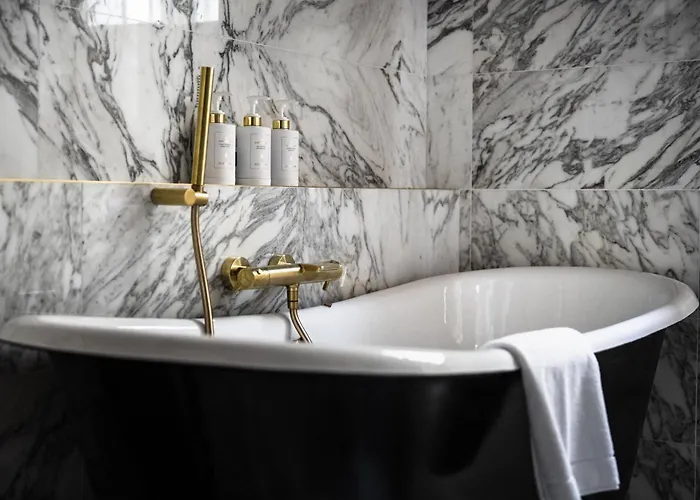 Hotel Maison Maubreuil 5*